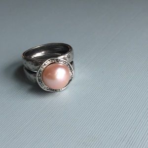 Hammered Sterling silver & natural pearl ring 7